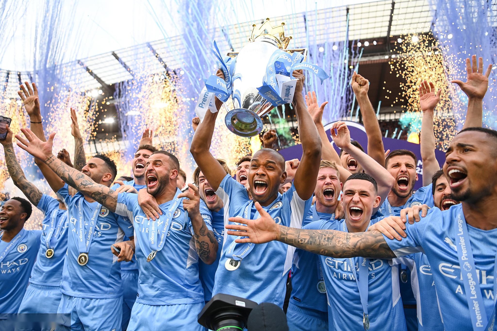 节目制作团 节目制作团